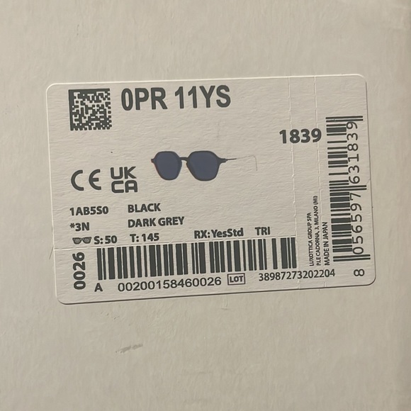 🕶Prada Sunglasses. Model PR11YS. Brand new. Comes with case - Picture 8 of 8